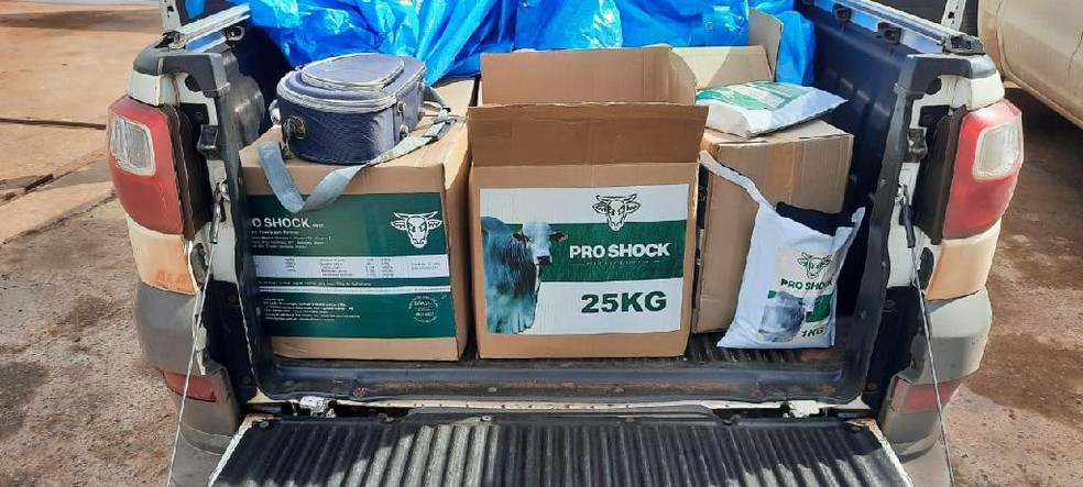 Casal é preso suspeito de contrabandear 300 kg de agrotóxico do Paraguai até MT