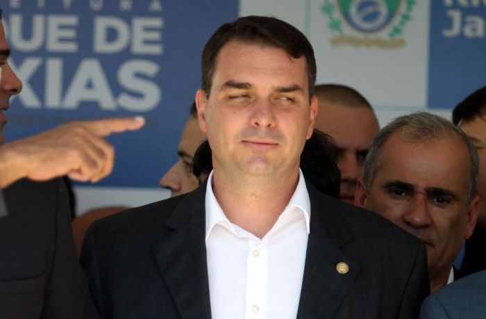 5ª Turma do STJ vota para anular quebra do sigilo de Flávio Bolsonaro