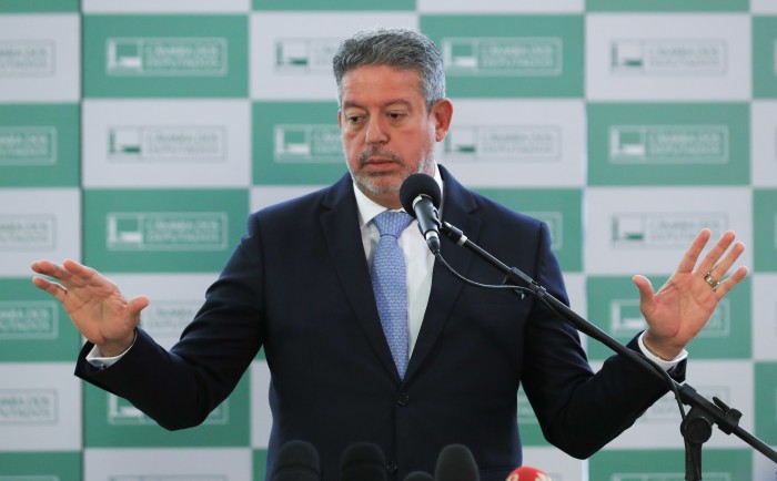 Para Lira, projeto do arcabouço fiscal ainda não está maduro na Casa