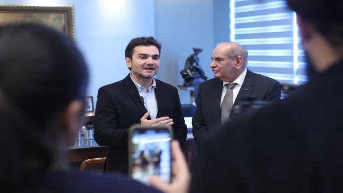 Ministro Celso Sabino recebe da CNC nova projeção de crescimento do Turismo em 2023