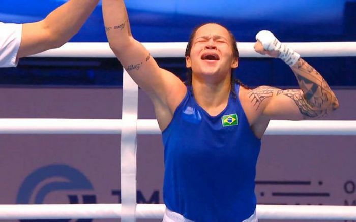 Boxe: Bia Ferreira garante bronze ao avançar às semifinais na Bulgária