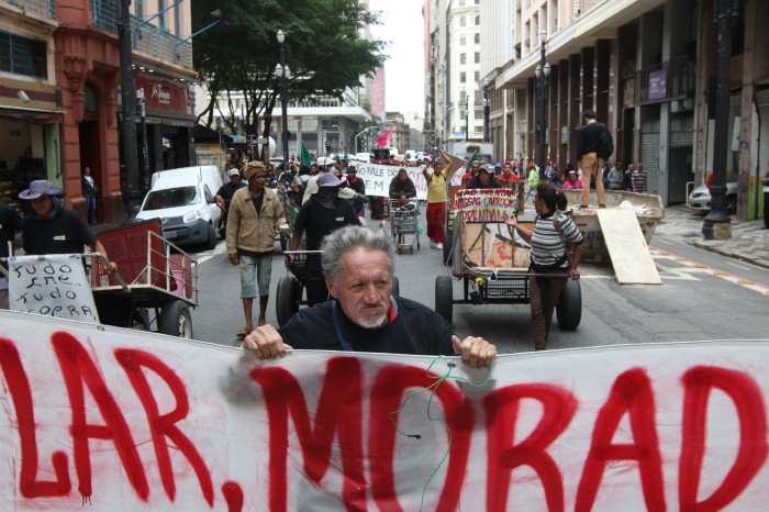 Estereótipo da pessoa em situação de rua precisa acabar, defende líder