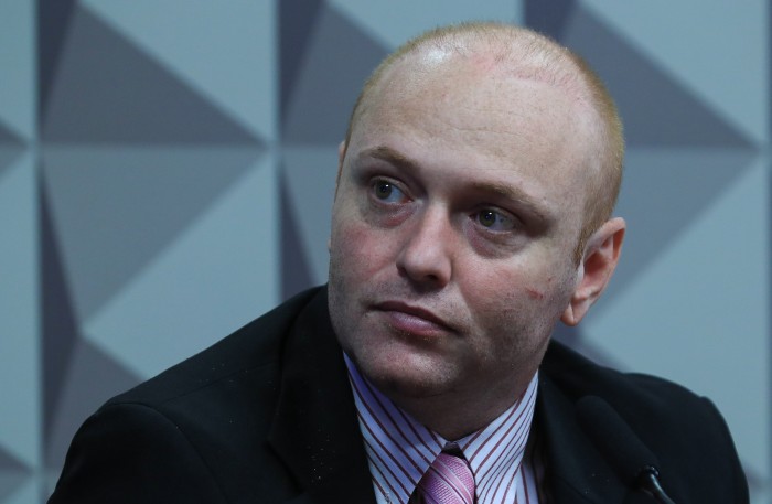 CPI da Câmara Distrital aprova convocação de Delgatti