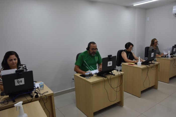 Mais de 400 gestores escolares iniciaram curso de atualização profissional que terminará em outubro