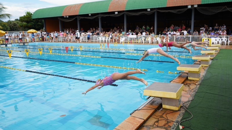 Cerca de 800 atletas vão participar do 1° Festival de Natação de Lucas do Rio Verde