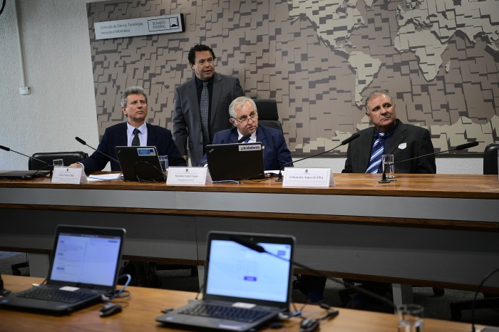 Organização de sistema para pesquisa agropecuária é positiva, dizem especialistas na CCT