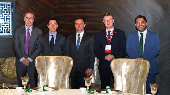 Ministro inicia tratativas para estabelecer intercâmbio de formação no turismo entre Macau e Brasil