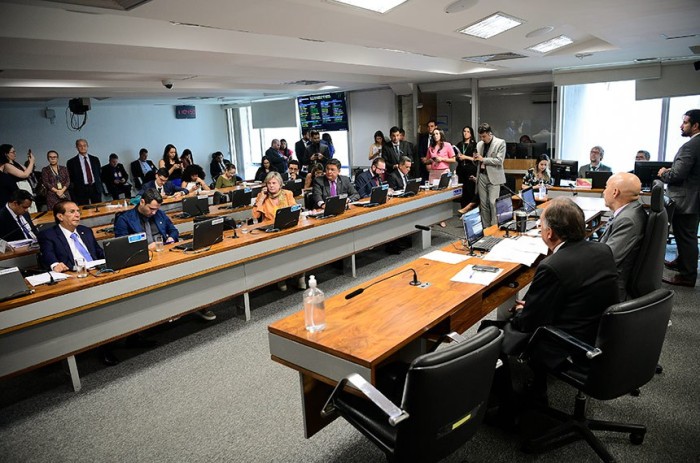 Aprovado projeto que facilita instalação de antenas de telecomunicação