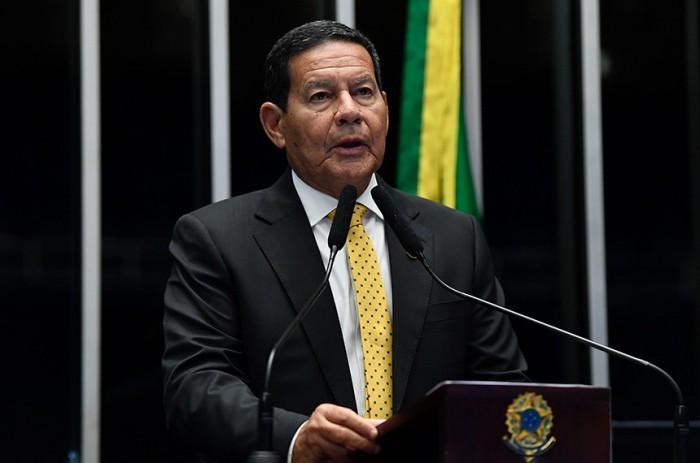 Mourão condena ataque do Hamas e diz que terrorismo é 'perigo para o mundo'