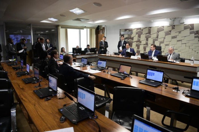 CAE aprova Programa de Enfrentamento à Fila da Previdência Social