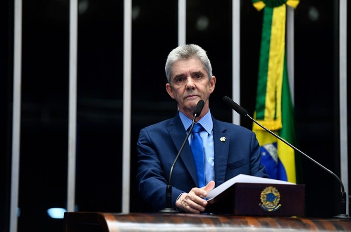 Bagattoli elogia Pacheco por defesa das prerrogativas do Congresso