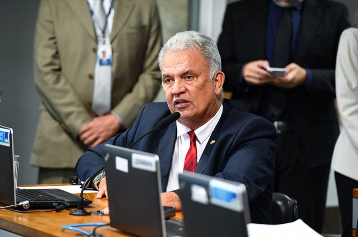 Projeto que obriga transmissão de eventos esportivos avança