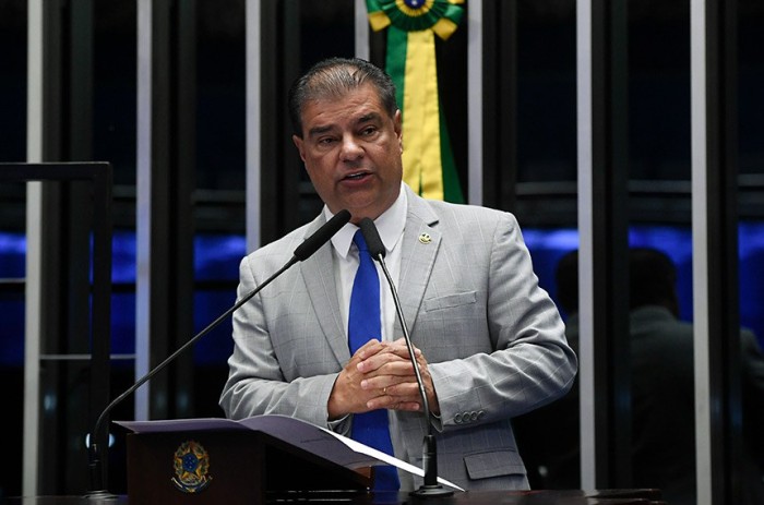 Trad lamenta morte de estudante durante show no Rio