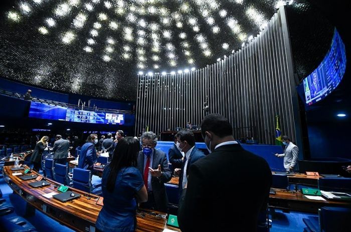 Senado adia 2ª turno da votação da PEC do Auxílio Emergencial