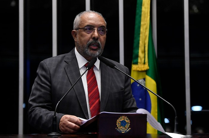 Paim destaca importância da conexão entre mudanças climáticas e direitos humanos