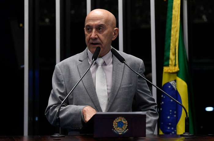 Confúcio chamou a atenção para o baixo desempenho dos estudantes brasileiros