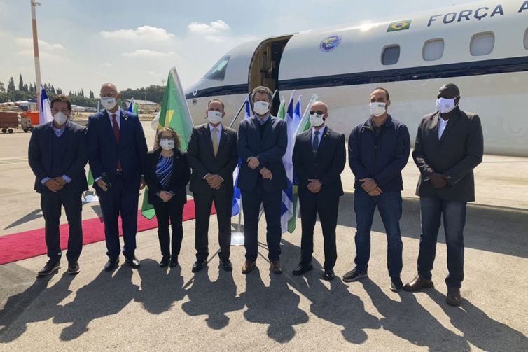 Em Israel, Ernesto Araújo defende parceria tecnológica contra a covid