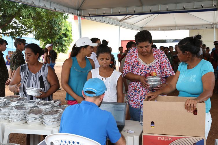 Programa da ONU ajuda venezuelanas a refazer a vida no Brasil