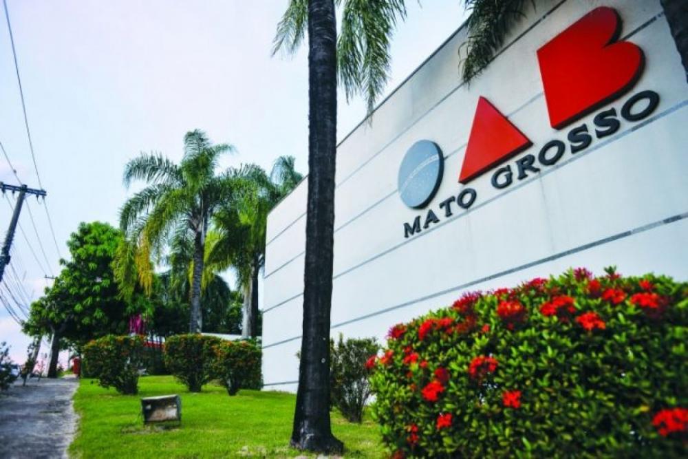 Lei de Fávero modifica para dias úteis os prazos de processos administrativos