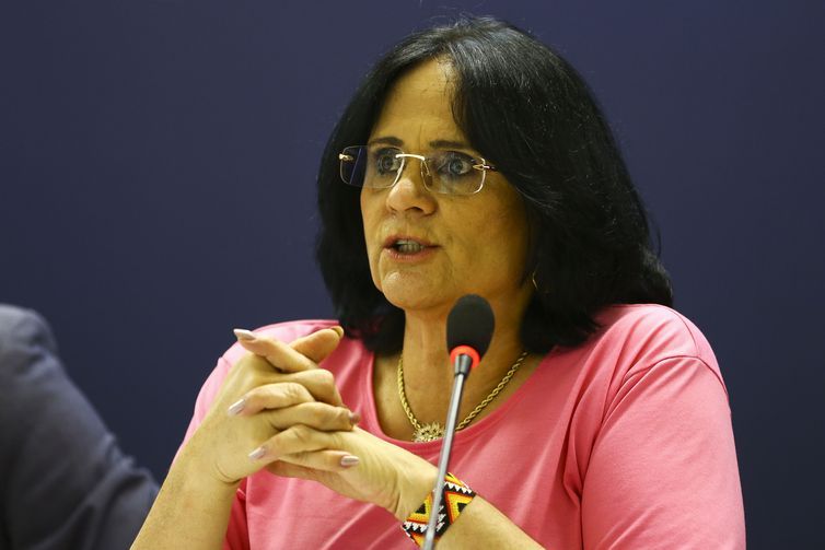 Ministérios assinam acordo de inclusão social e produtiva de mulheres