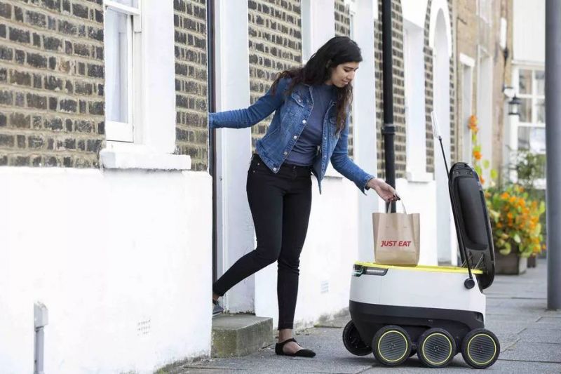 Robôs de entrega são classificados como pedestres nos EUA