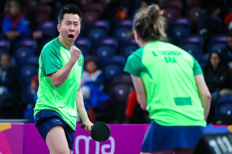 Bruna Takahashi e Gustavo Tsuboi avançam à fase principal no Catar