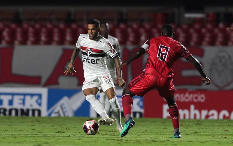 Procurador-geral do MP recomenda suspensão do futebol em São Paulo