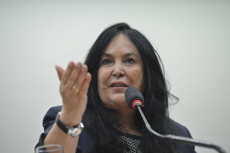 Senado cria a liderança da bancada feminina