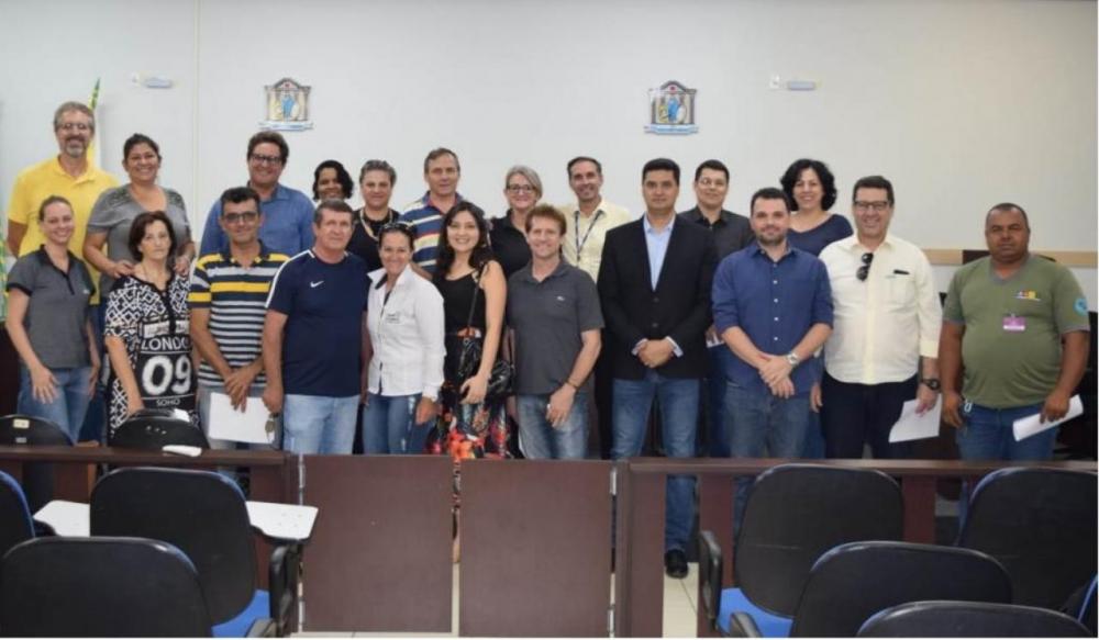 Poder Judiciário de Sorriso doa madeiras apreendidas e valores de transações penais para a Prefeitura e entidades sociais