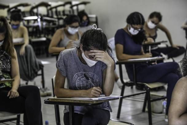 Aprovados na Unicamp devem fazer matrícula nesta segunda