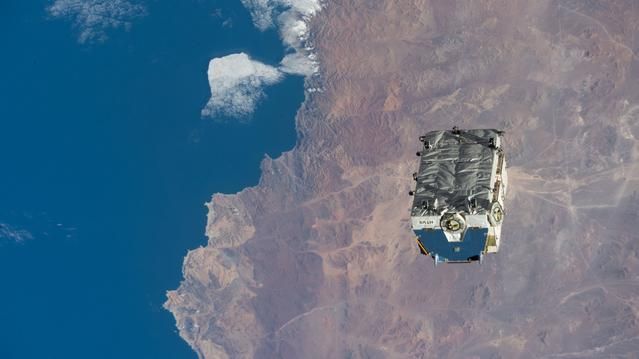 Estação Espacial lança 2,9 toneladas de lixo na órbita da Terra