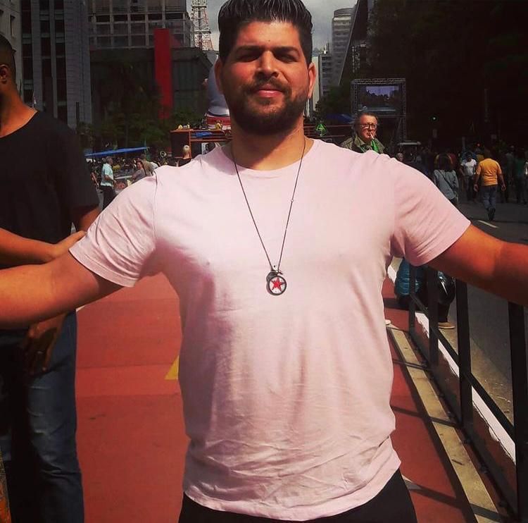 Após tortura e xenofobia, refugiado sírio reconstrói vida no Brasil