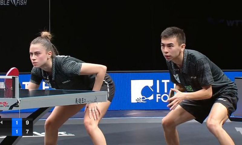 Bruna Takahashi e Vitor Ishiy sobem 32 posições no ranking mundial