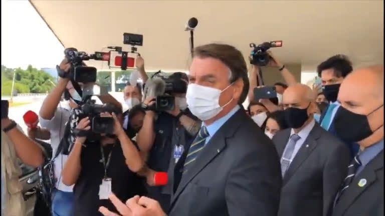Bolsonaro fala sobre relação com Arthur Lira, presidente da Câmara