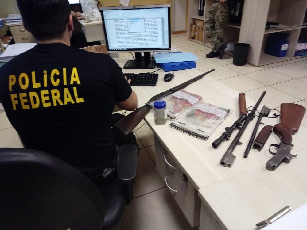 Organização criminosa que grilava propriedades na fronteira com a Bolívia em MT é alvo de operação da PF