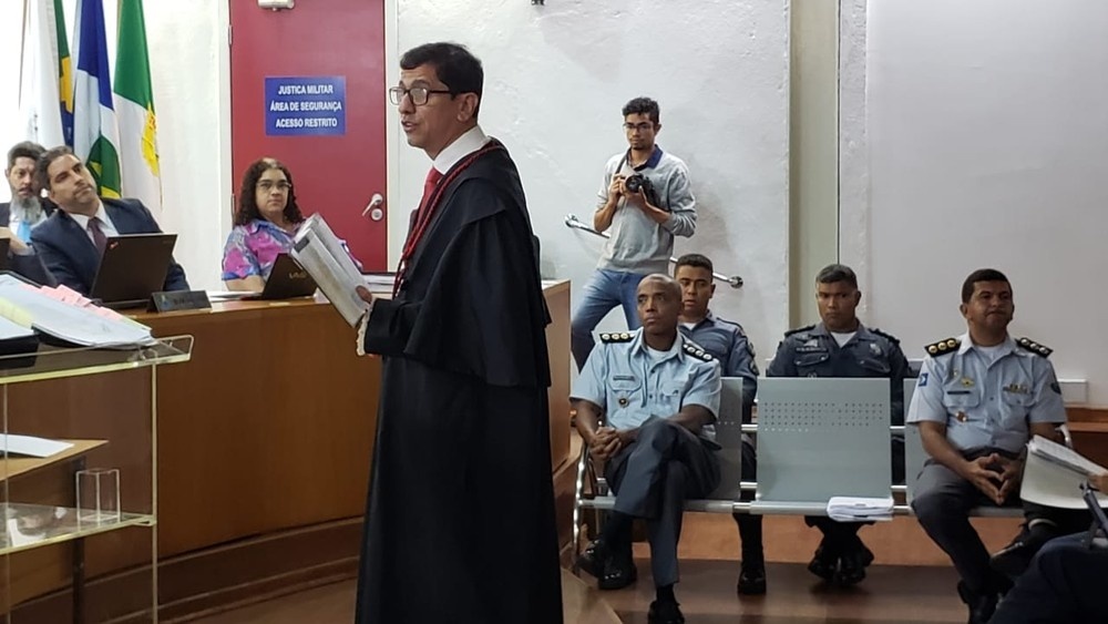 Promotor diz em julgamento de 5 militares que vê possibilidade de ex-governador de MT ter usado grampos para vencer eleição