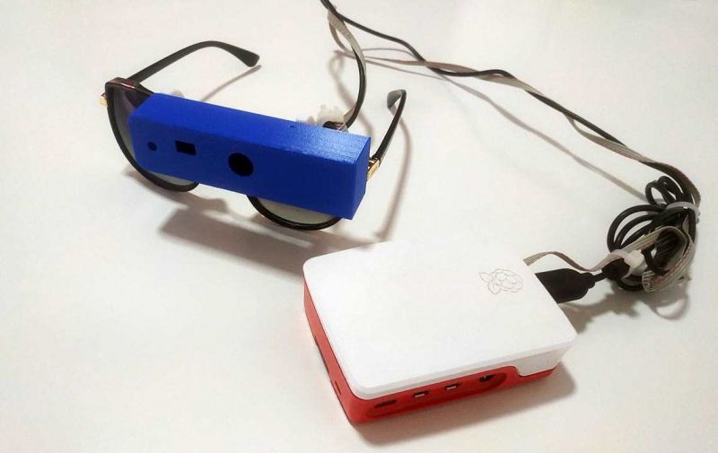 Engenheiro brasileiro cria óculos anti-covid para pessoas cegas