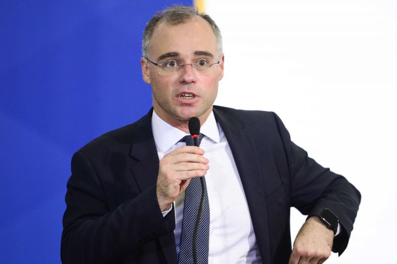 AGU defende no STF suspensão de decretos que proíbem cultos religiosos