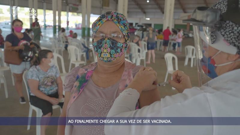 Vacinação Covid-19 - Drive-thru para idosos 66+